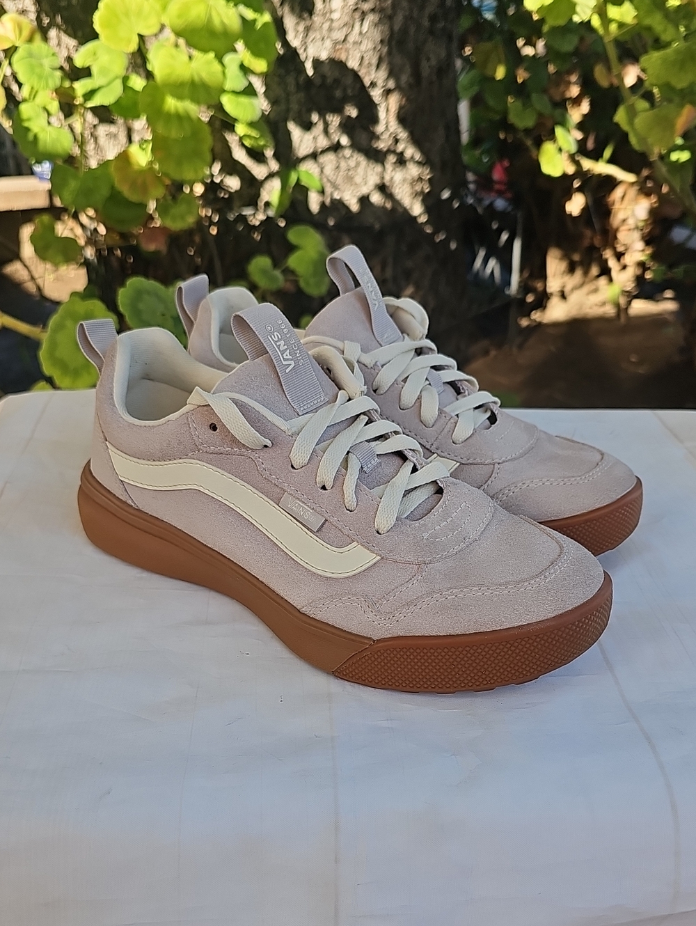 Vans Suede Low-Top Sneakers in Light Pink and Gum